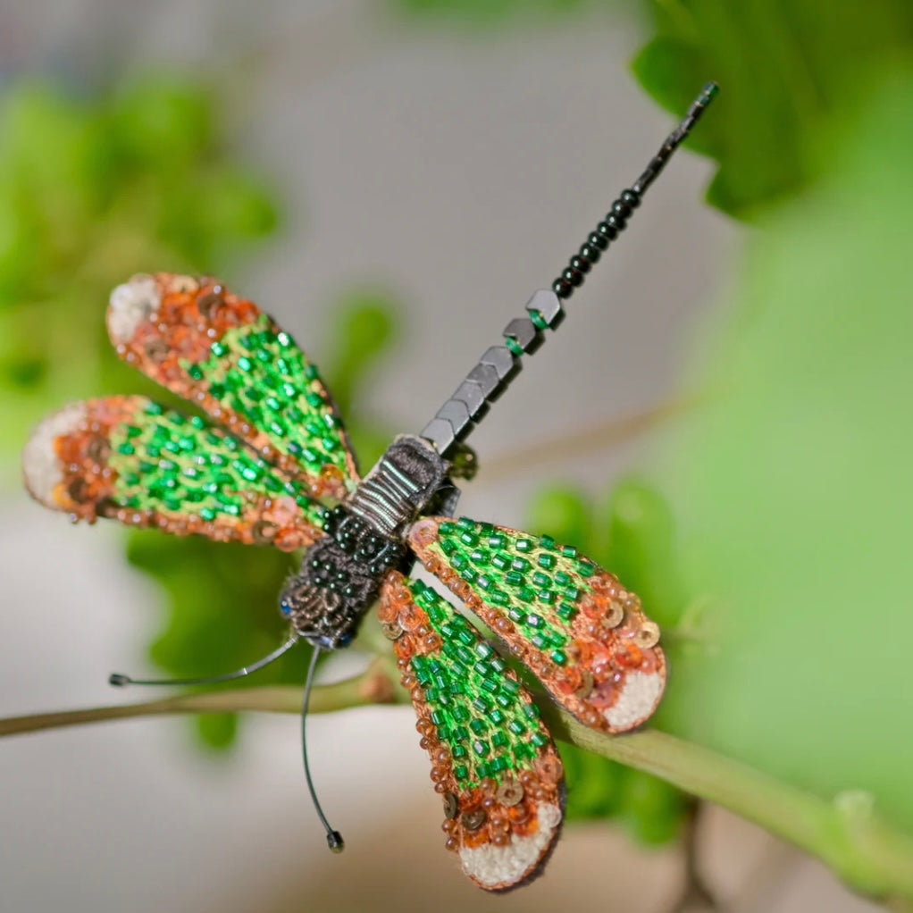 Trovelore Brooch Pins